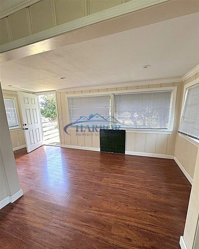 Photo - Charming Studio-Style Home with Ocean View...