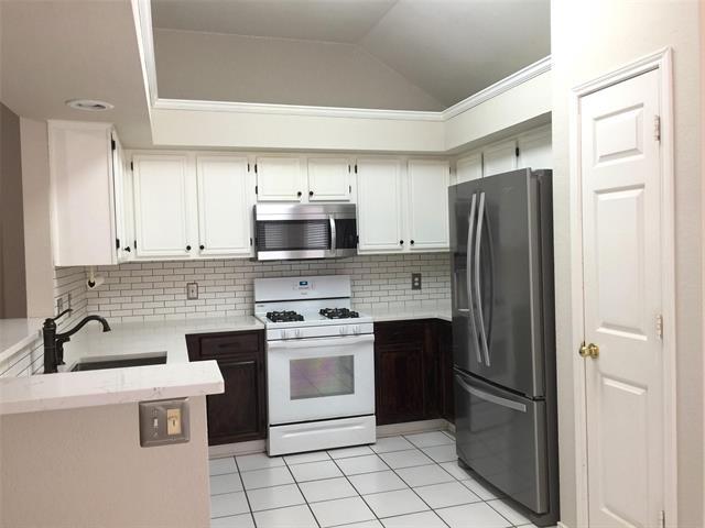 Photo - 2208 Arbor Chase Cir