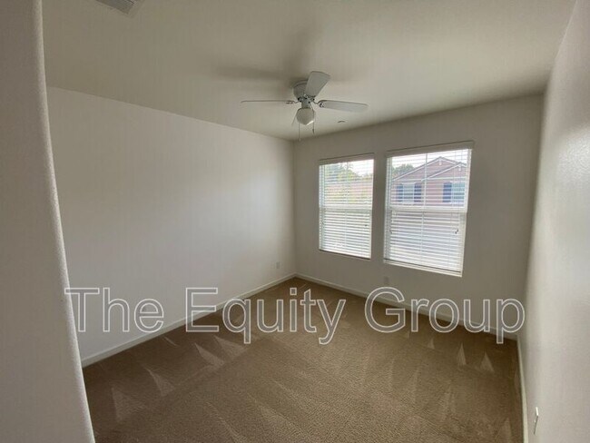 Photo - 1826 W Van Gogh