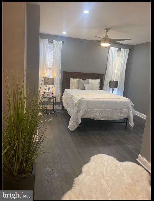 Photo - 3040 W Berks St