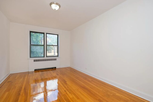 Photo - 2685 Creston Ave Unidad 2E