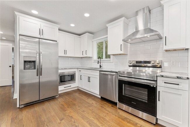 Photo - 7615 W 95th Terrace