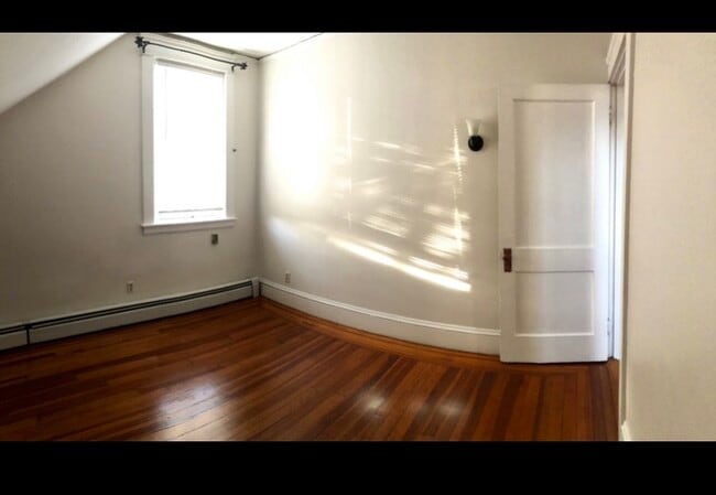 bedroom - 51 Crandall St Unit 2