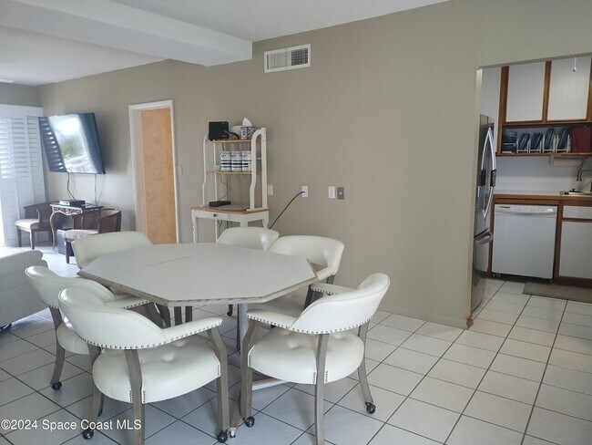 Photo - 4000 Ocean Beach Blvd Unit 2 C