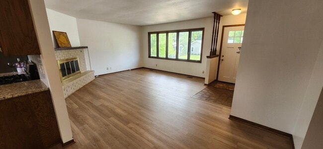 1707 Miller Rd