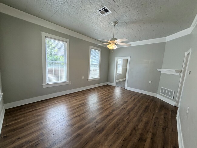 Photo - 508 Forrest St