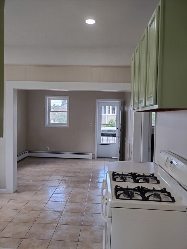 Photo - 47 Yeoman Ave Unit FirstFloor