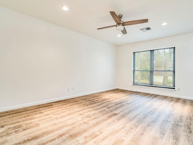Photo - 8305 Summer Side Dr Unidad 165