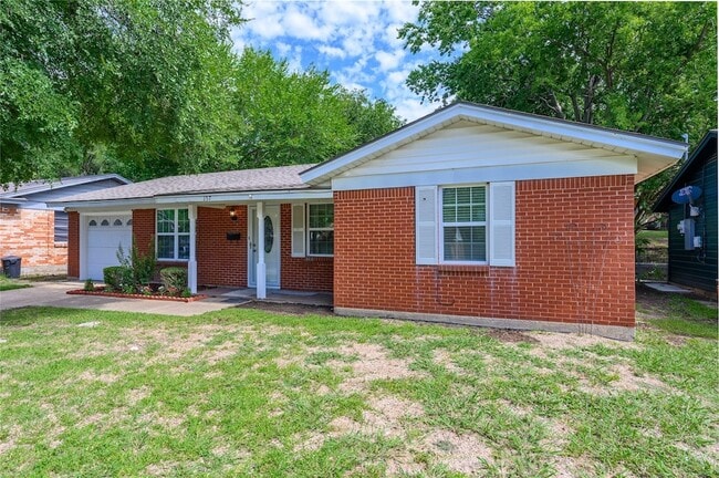 Photo - 157 Bob White Rd