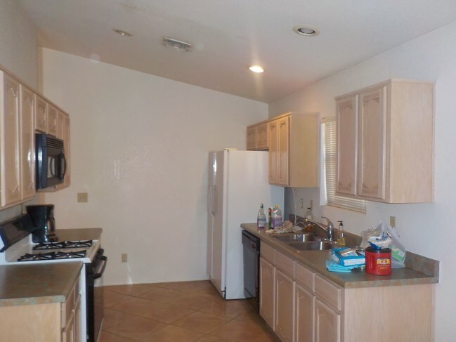 Photo - 774 S Saguaro Ridge Pl