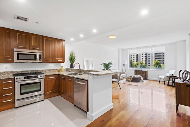 Photo - 8100 River Rd Unit 510