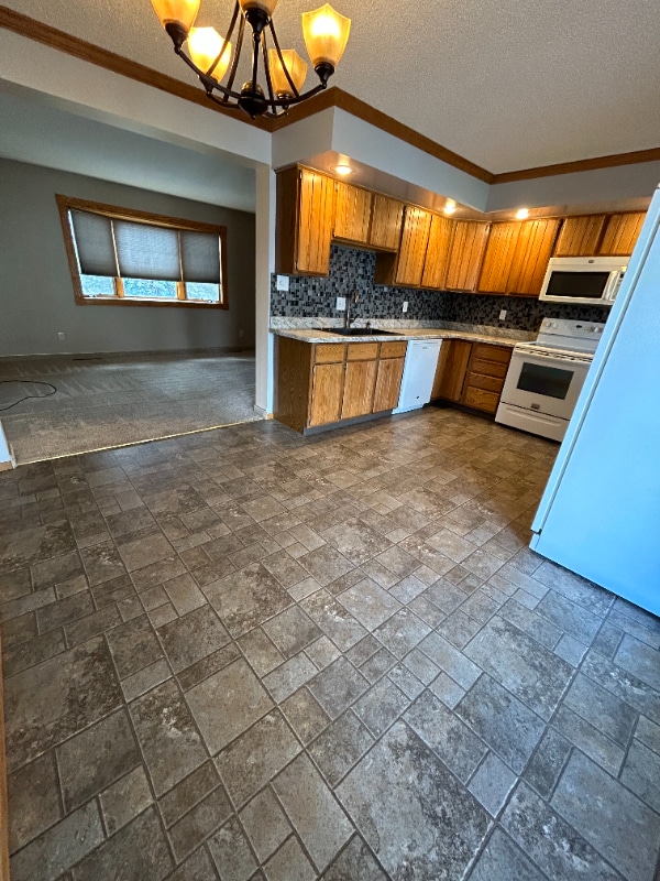 Photo - 2913 8th Ave N