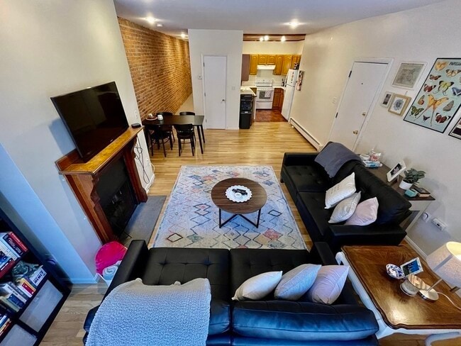 Building Photo - 36 Symphony Rd Unit 1A Rental