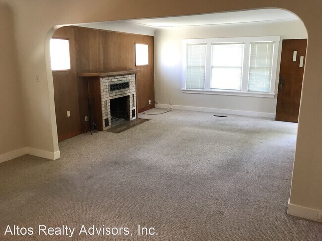 Photo - 2 br, 1.5 bath House - 531 S. Frances Street