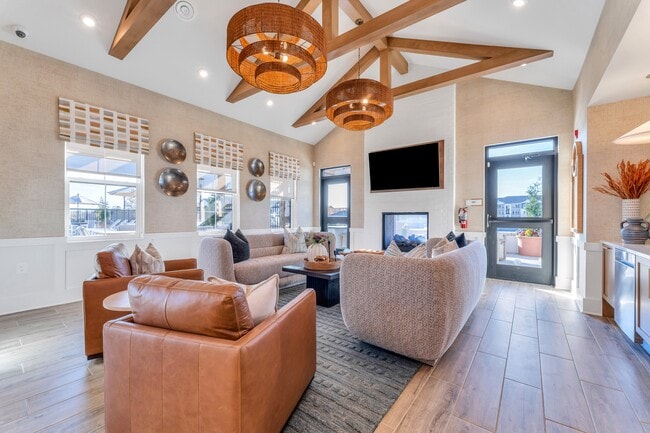 Photo - District at Berkshire