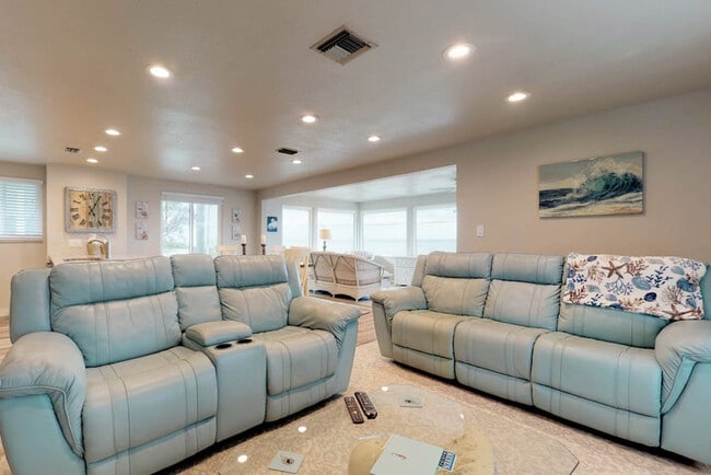 Photo - 211 S Bay Blvd Unit SI ID1591519P