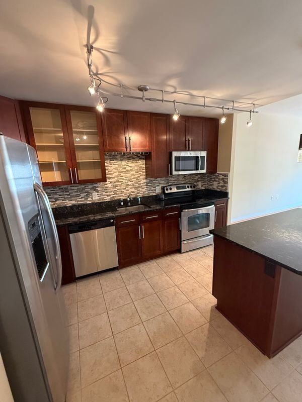 Photo - 157 Fleet St Unidad 411