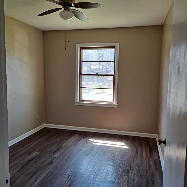 Photo - 2160 St Elmo Ave