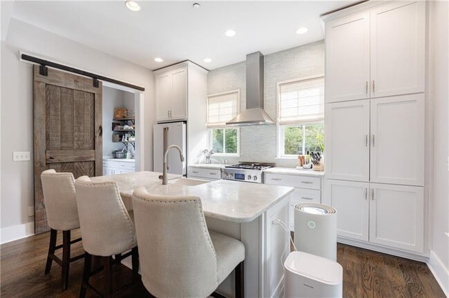 Photo - 1000 Loliver Ln