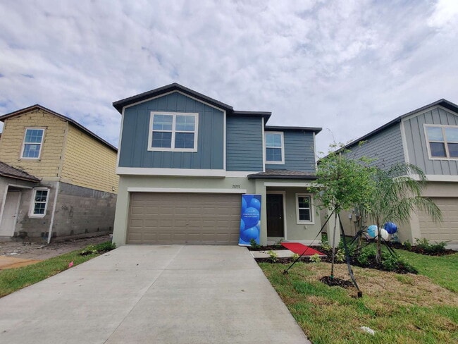 Photo - Spacious 5-Bedroom Home with First-Floor Owner's Suite in Land O' Lakes