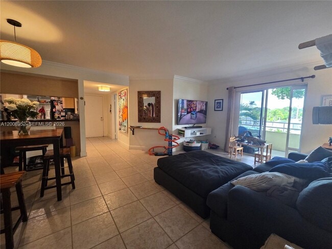 Photo - 10795 SW 108th Ave Unit 201