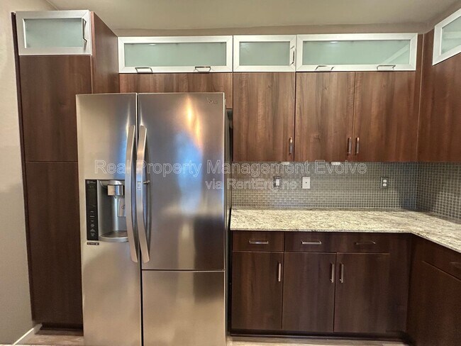 Photo - 2329 E Hidalgo Ave