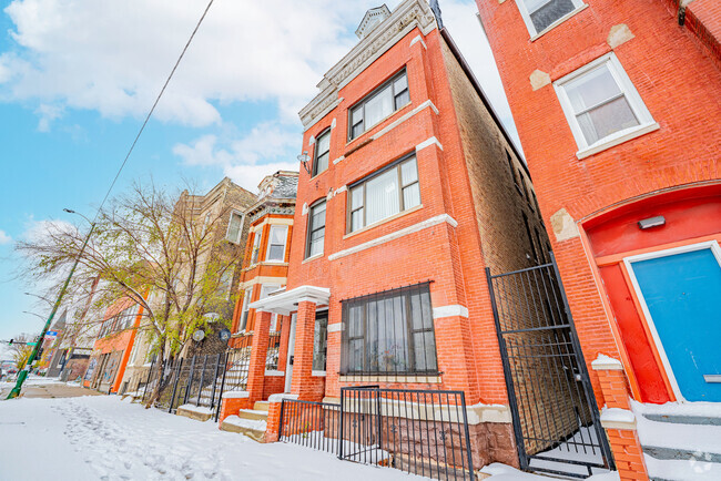 Building Photo - 2119 S Ashland Ave Unit 2 Rental