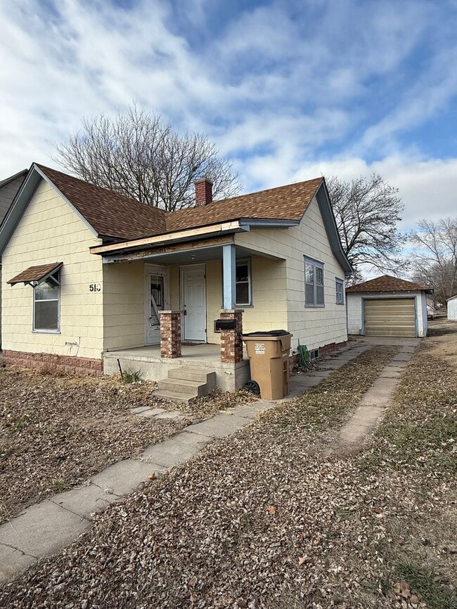 Photo - 1 Bedroom, 1 Bathroom House with Detached Garage