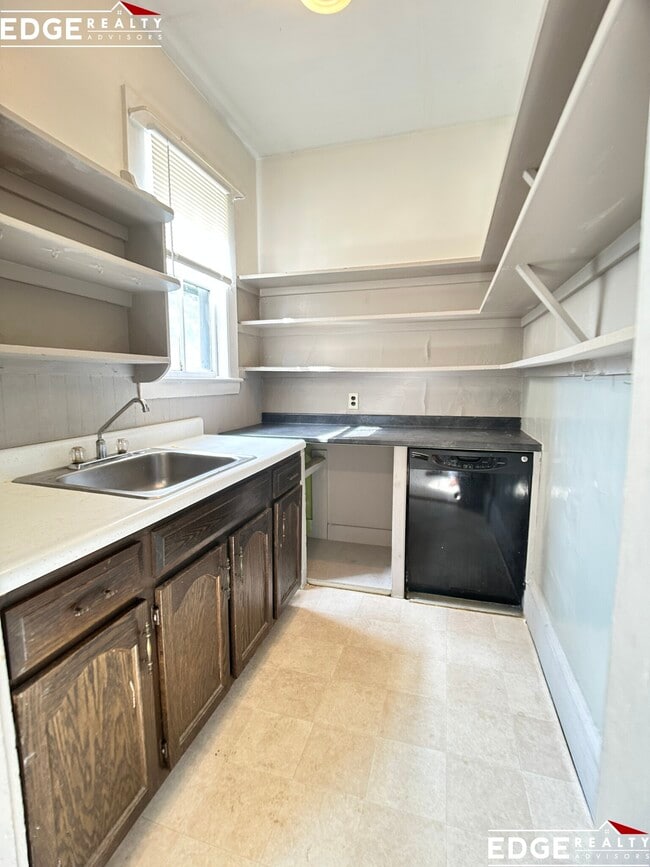 Building Photo - 55 Rindge Ave Rental