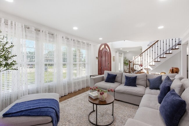 Photo - 1780 Jo Ann Ln
