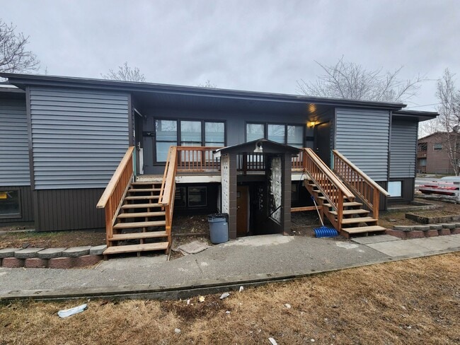 Top right unit! - 1024 E 12th Ave Unit 1024 E 12 ave 4