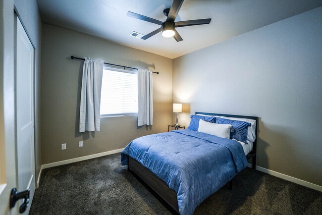 bedroom 1 - 2920 Walnut Ave