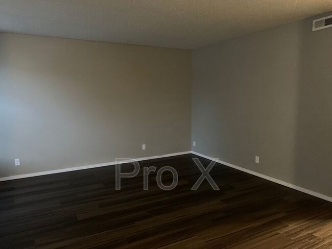 Photo - 1015 S St Louis Ave Unit #6