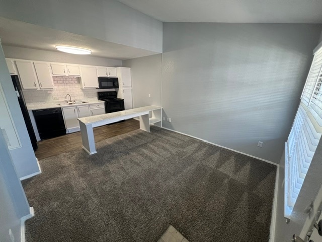 Photo - Raintree Apartments