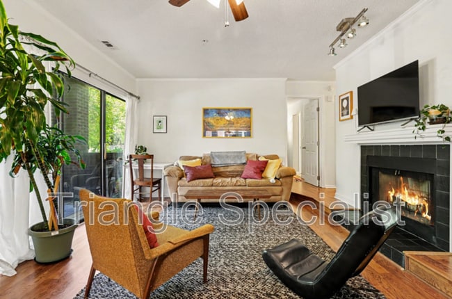 Building Photo - 1021 Brighthurst Dr Unit Apartment 108