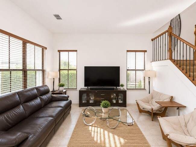 Photo - 8408 NW 40th St