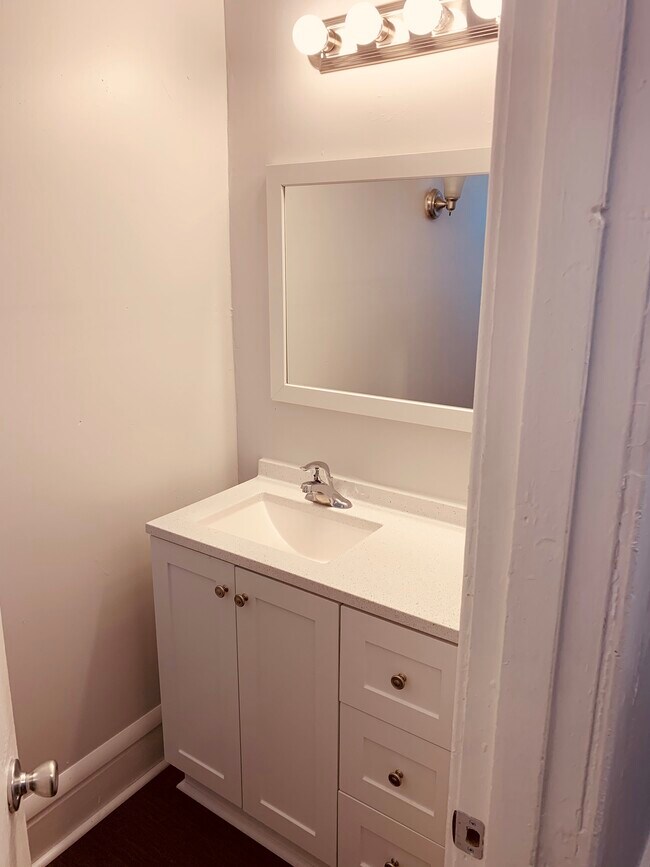 Photo - 264 Miller Ave