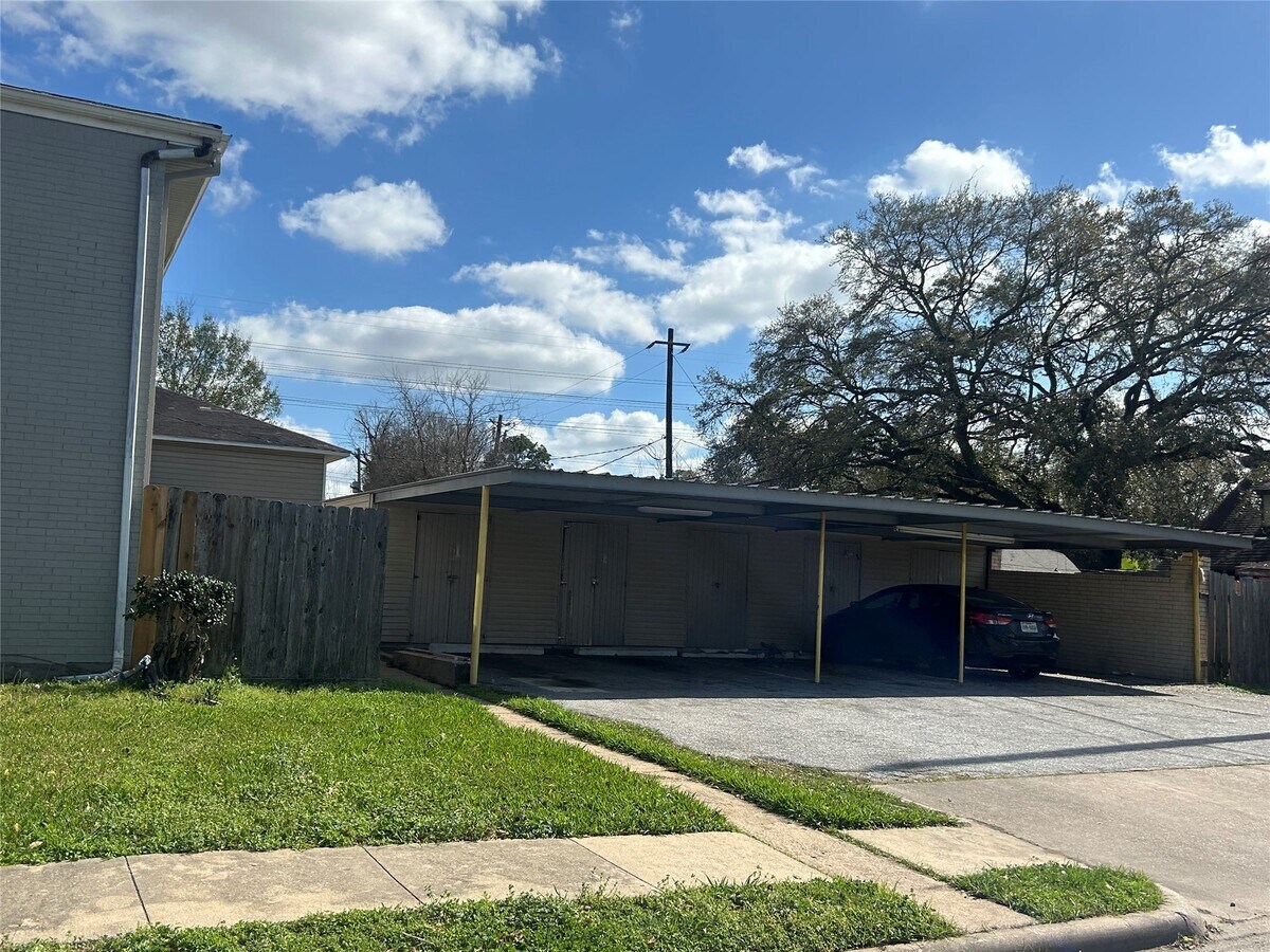 Photo - 6702 Biggs Ct Unit 1