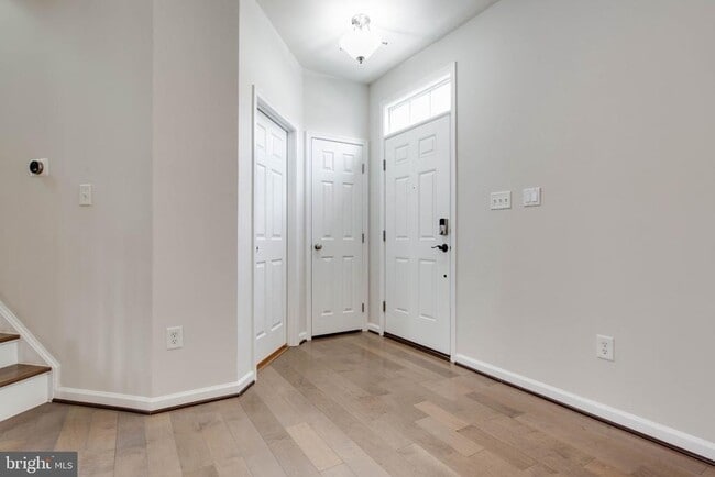 Photo - 7599 Taunton Ct