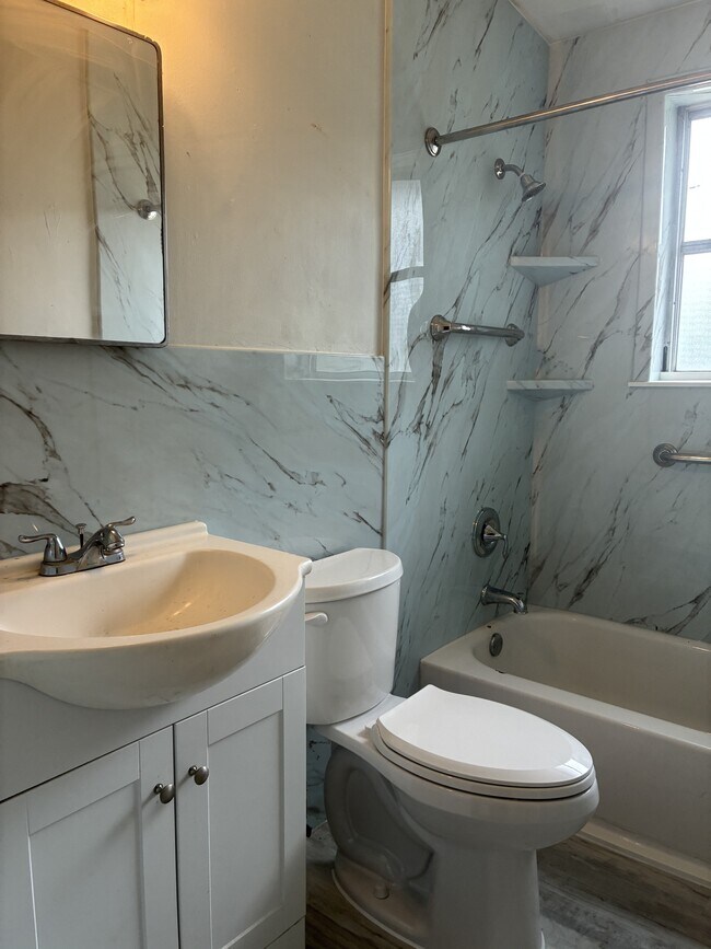 Photo - 2768 Hamilton Cir