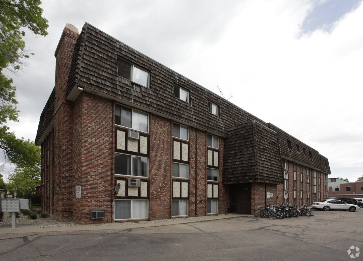 Parklane Arms - Parklane Arms Apartments