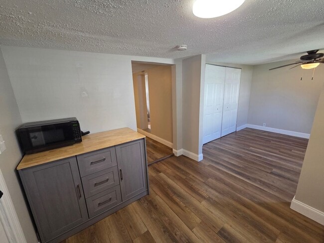 Photo - 1525 Oak Ave Unidad 1525 Oak Ave -  B