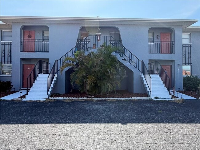 Building Photo - 2619 Magdalina Dr Unit 1A