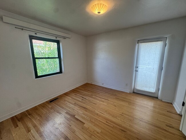 Photo - 1210 Jackson St SE