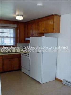 One bedroom duplex (back section only) in ...