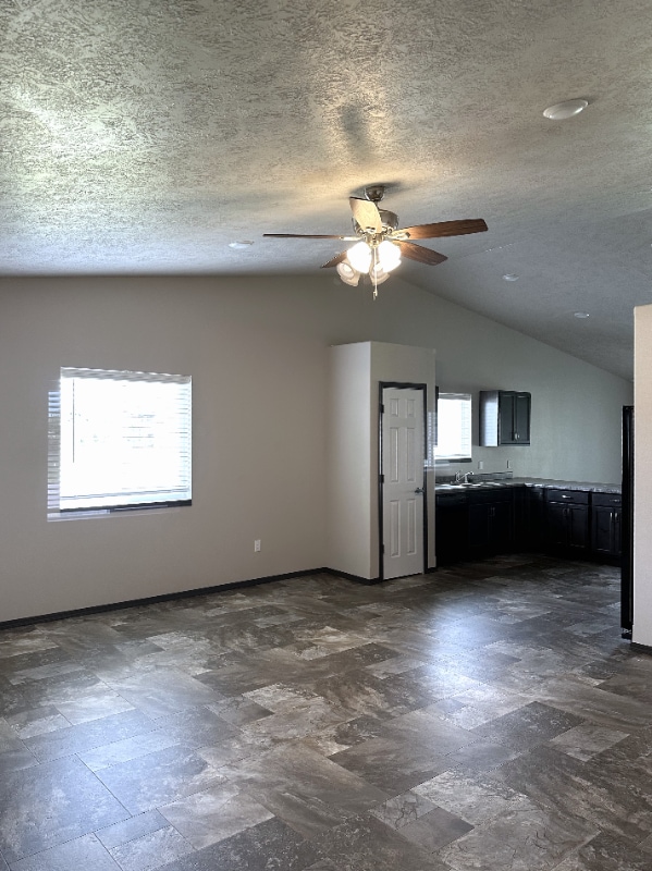 Photo - 744 Justus Ave