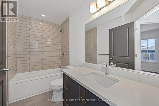 Photo - 1124 Gabriel St.