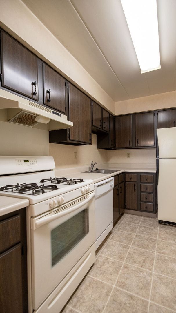 Photo - Pendale Towers Apartments