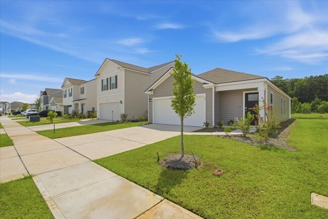 Building Photo - 23 Cedar Creek Ln
