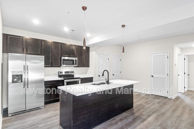 Photo - 212-B-212 E Johnson Cir